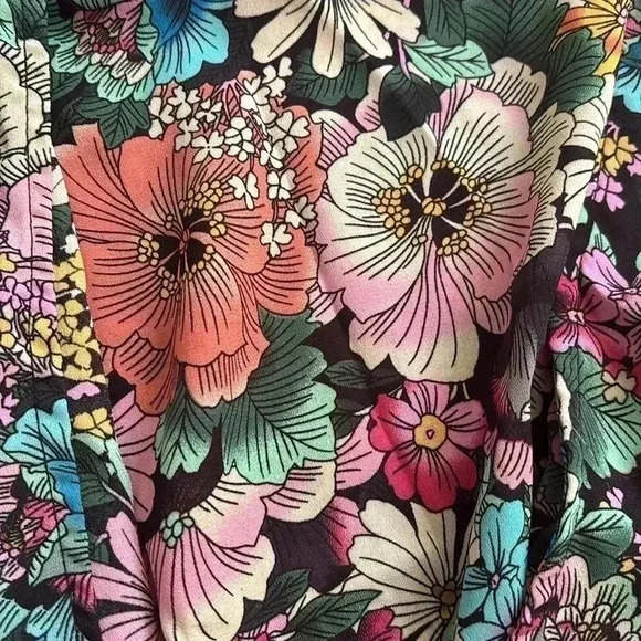 Flint & Moss | Colourful floral long bell sleeve blouse - Picture 8 of 13